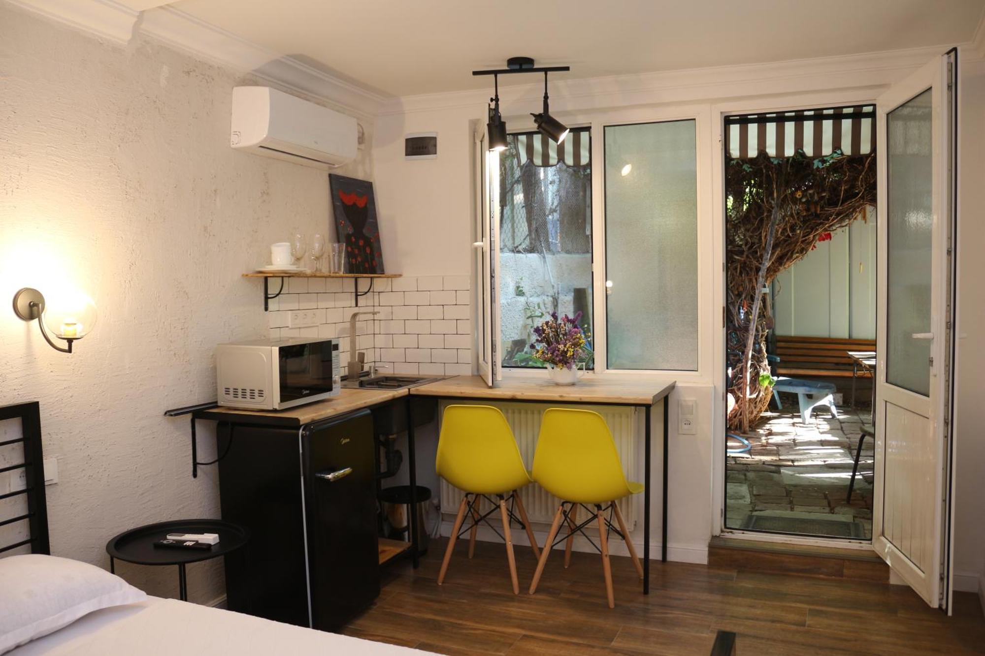 Cozy Zandukeli N15 - Centre Apartment *